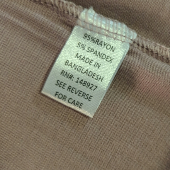 Glitz mauve knotted tee NWOT - Picture 5 of 8